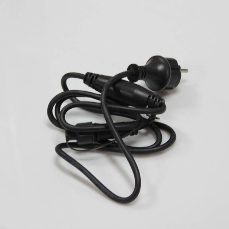 Силовой шнур для гирлянд черный, материал каучук, длина 1,6 м