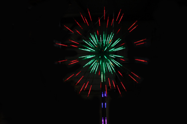 Светодиодный фейерверк "Шар" 3 х 3 м, мульти, 52 луча