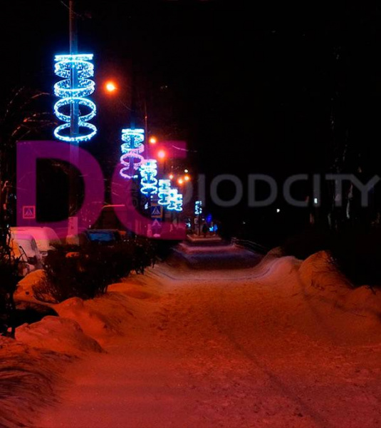 Светодиодная консоль "Танцующие кольца", 220х90см Светодиодная консоль "Танцующие кольца", 220х90см