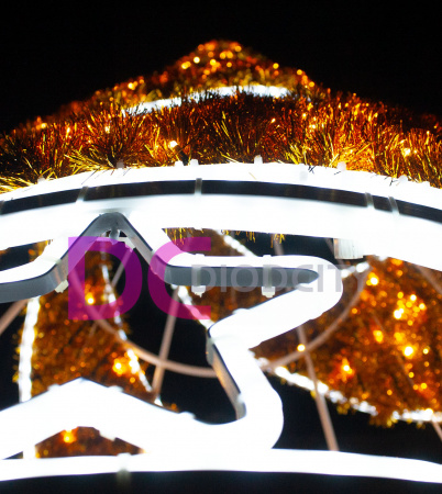 Светодиодная ёлка "Конус" 250х100 см, золотая, гирлянда теплая белая flash