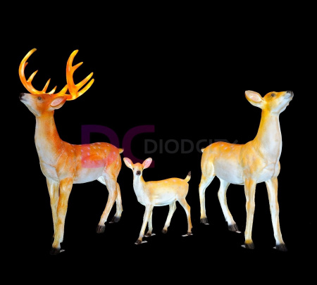 Объемные фигуры из стекловолокна "Олени №1"